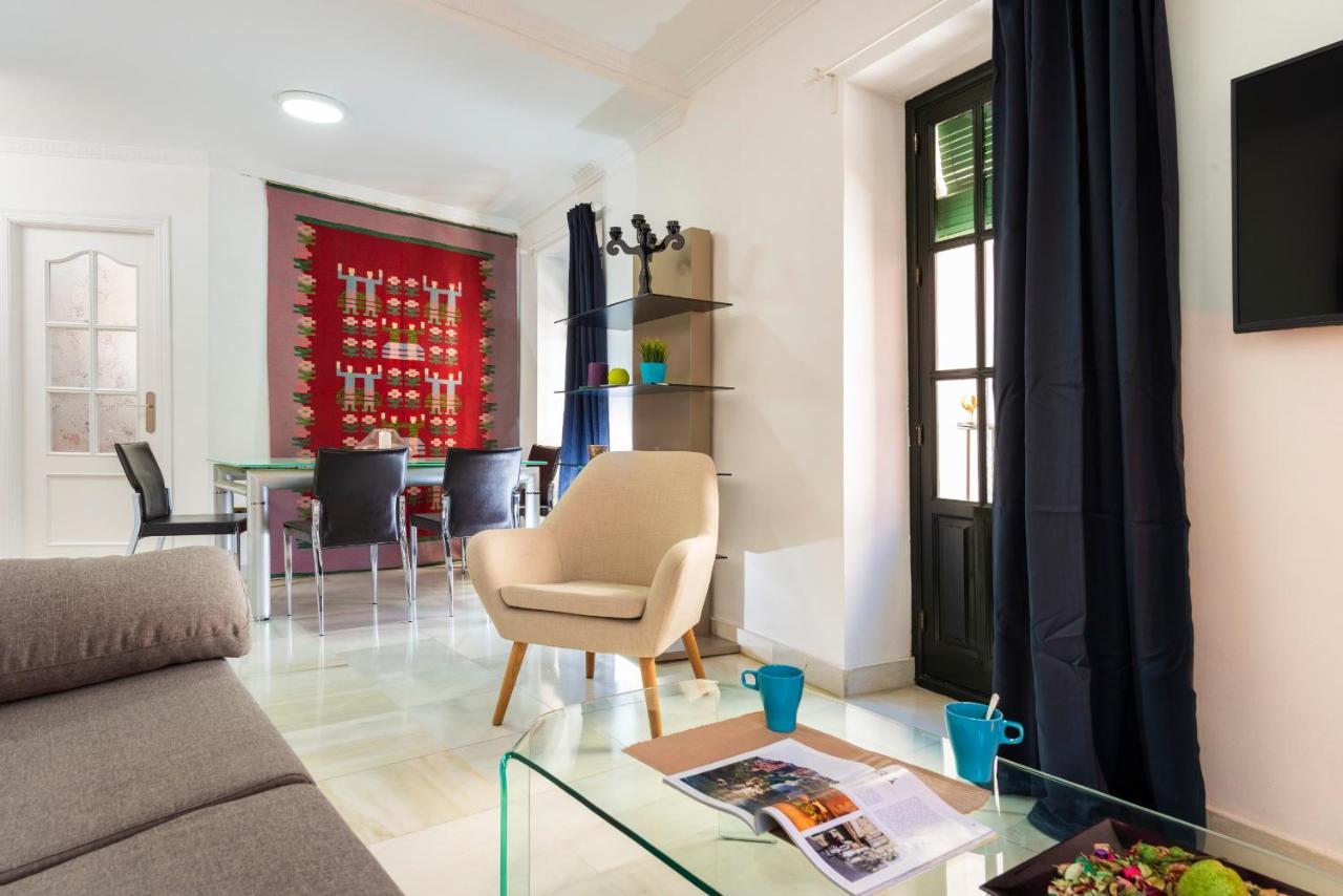 Lux Home - Sierpes Terrace Séville Extérieur photo